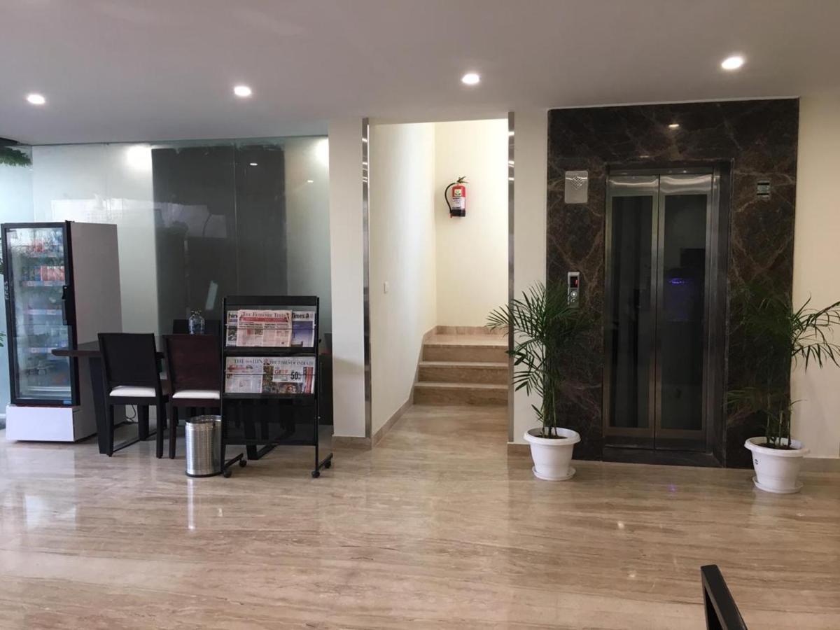Mavens Inn Gurgaon Exterior photo