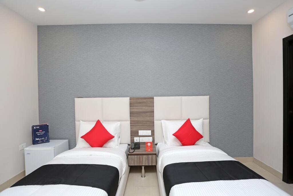 Mavens Inn Gurgaon Exterior photo